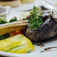 800吨鸭肉冒充牛羊肉骗贷调查，广东自媒体达人揭露行业黑幕