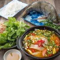 贵州习水疑似食物中毒事件，官方通报与自媒体的责任