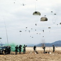 广东视角，这些受阅武器装备震撼亮相，展现国防力量新风貌