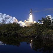 北京天空惊现火箭云奇观，广东自媒体达人带你一探究竟